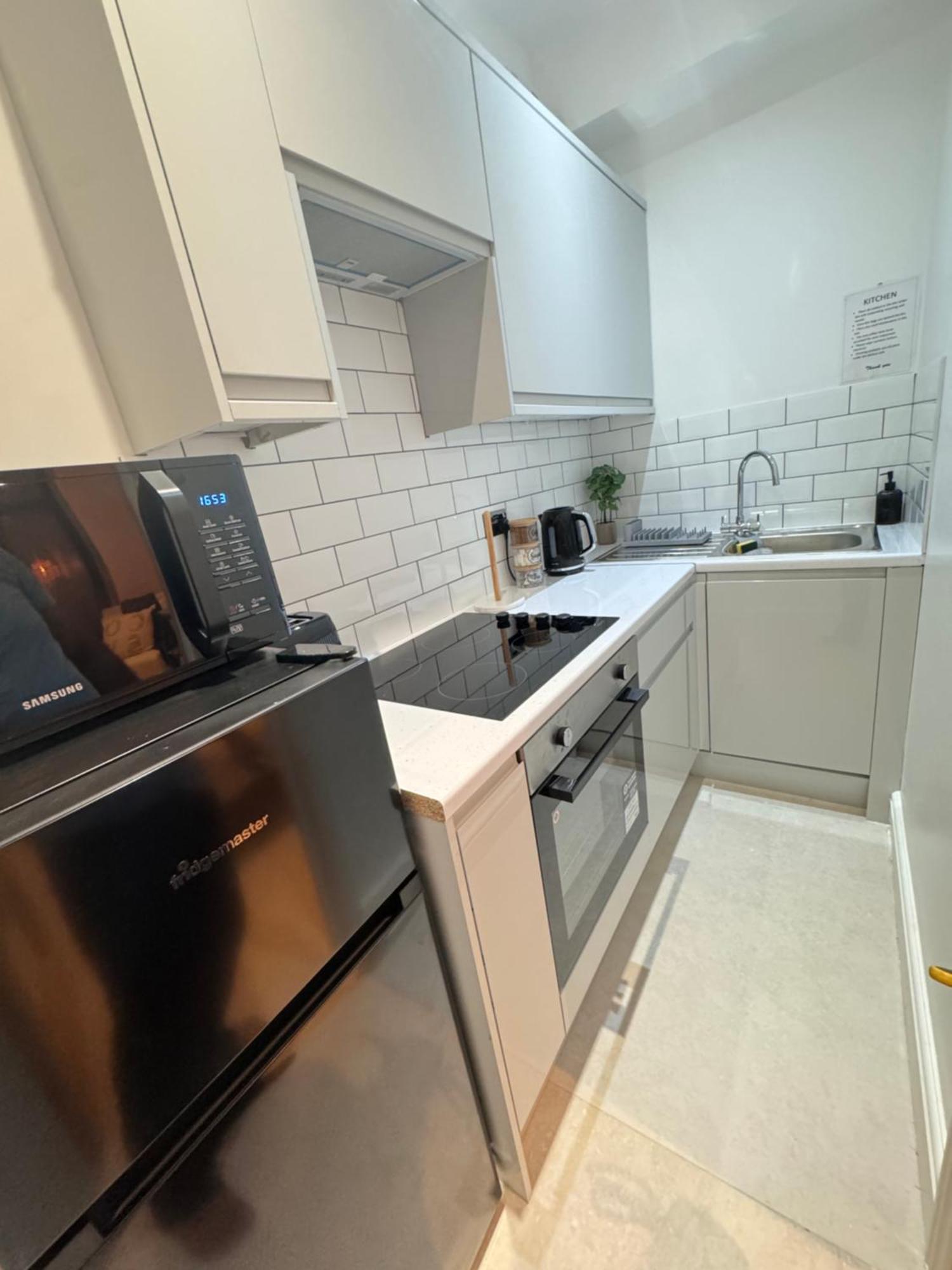Apartment Chic E10