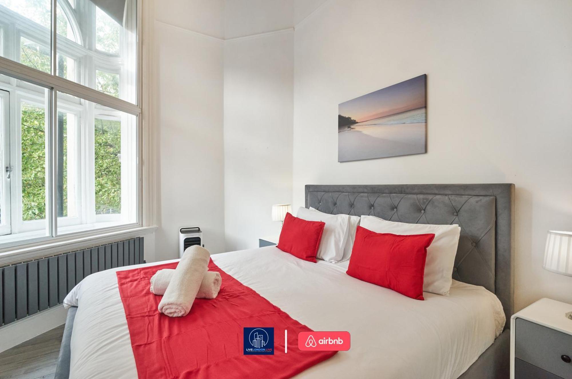Last-minute Specials L Sleeps Up To 4 Guests L One-bedroom With King Bed And High Ceilings Near Camden By Live Short Lets & Serviced
