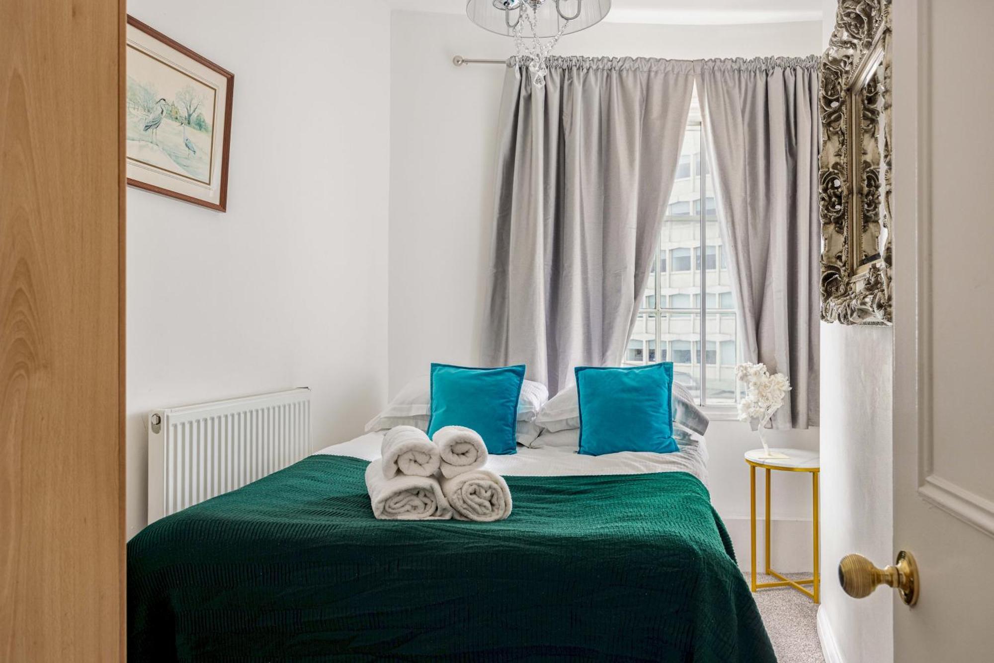 Picktheplace Lancaster Gate * London