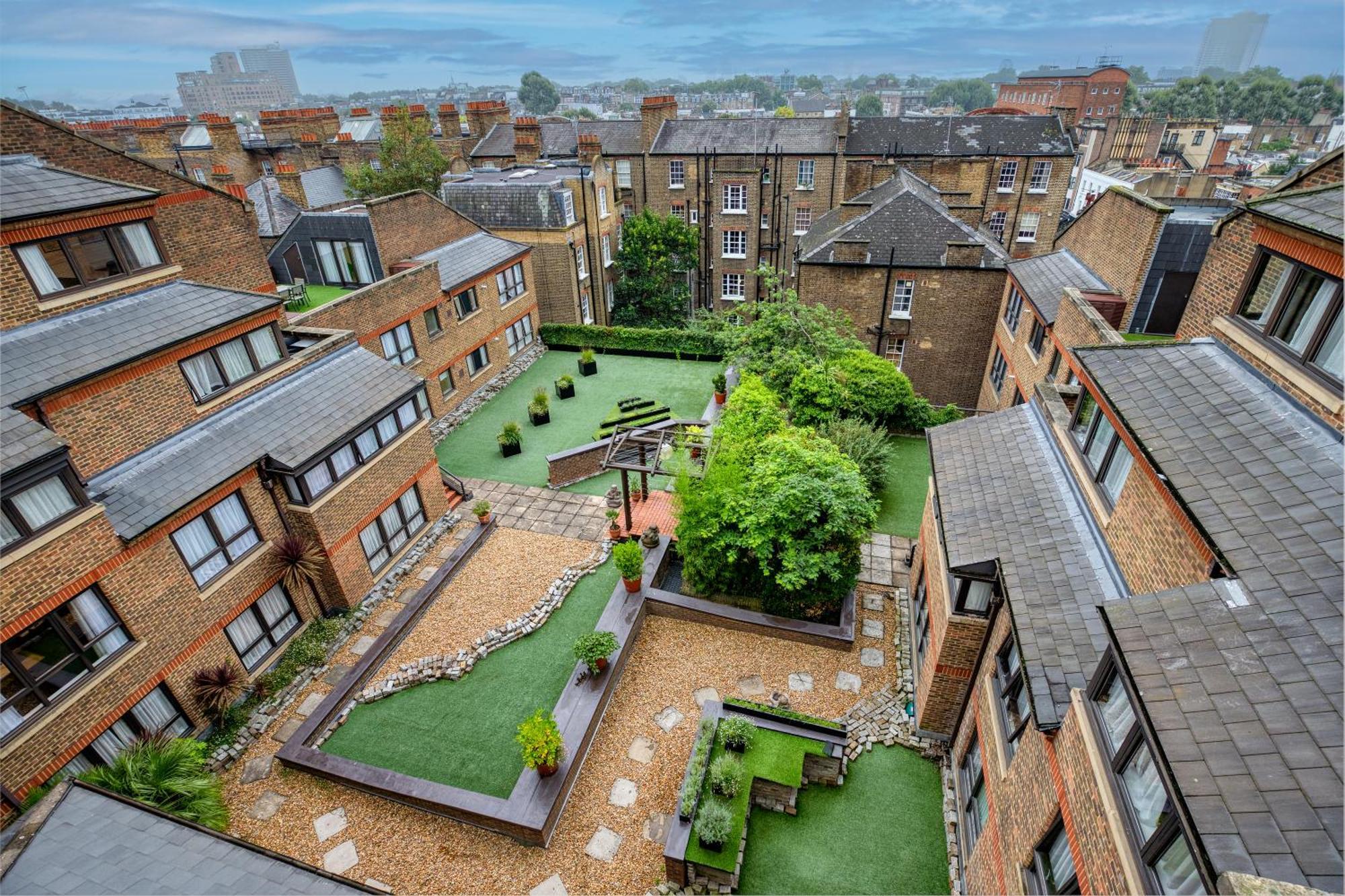 Monarch House - Serviced - Kensington Apartment *