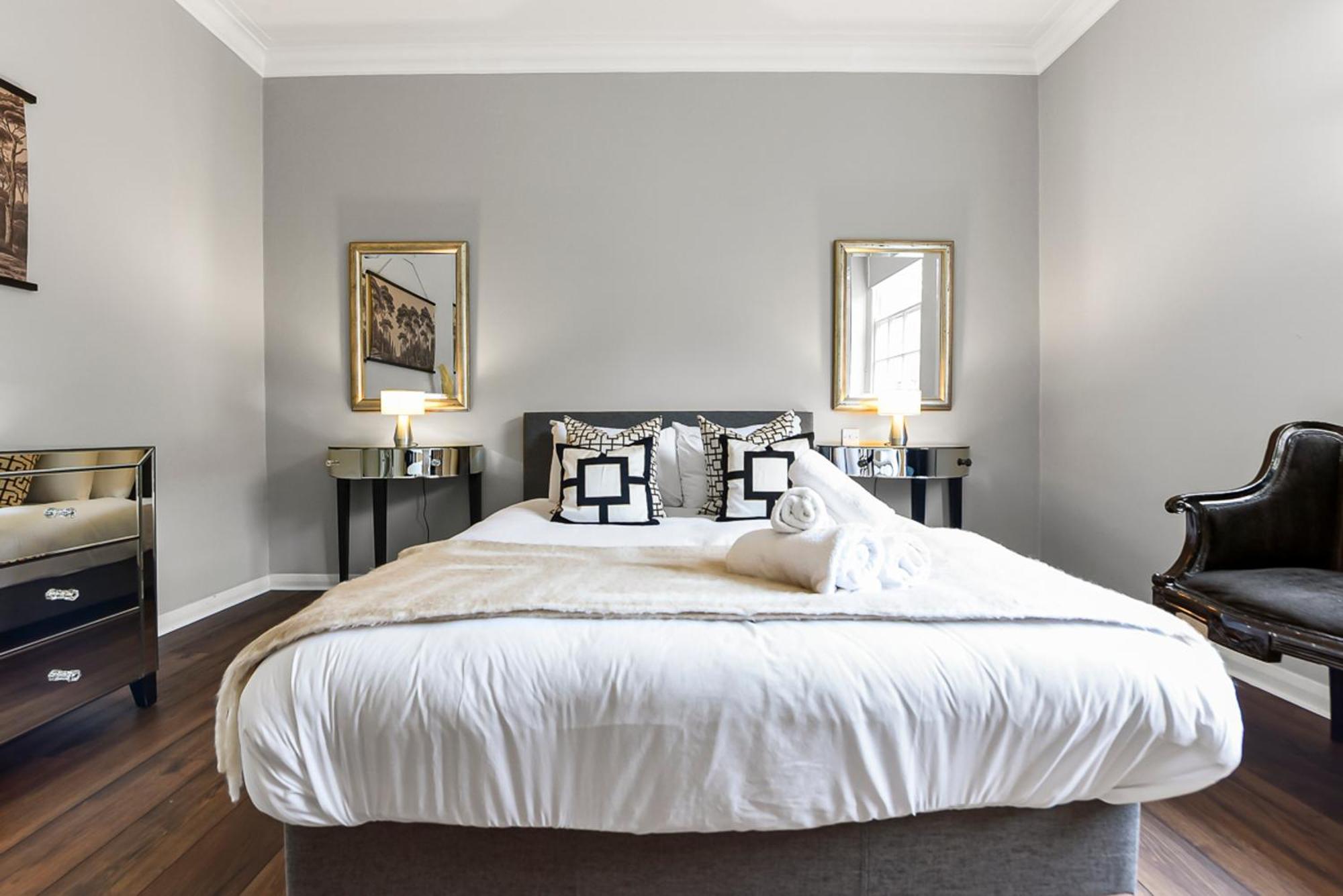 2 Bed Apartment- Mayfair 4 Apartment