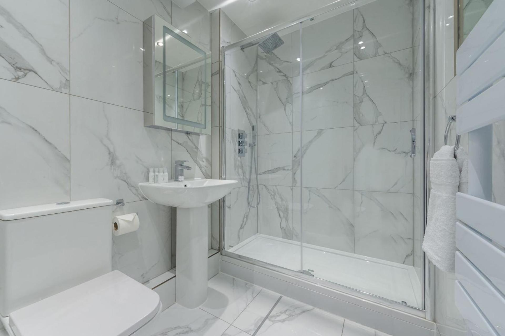 Regency Residences - Fitzrovia - By Frankie Says Holiday home *