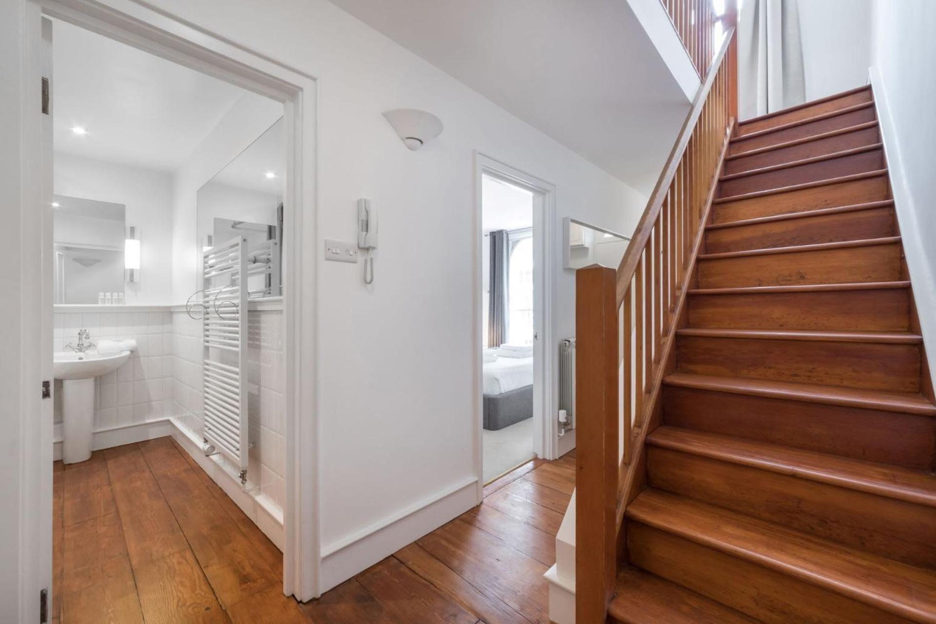 Regency Residences - Fitzrovia - By Frankie Says Holiday home *