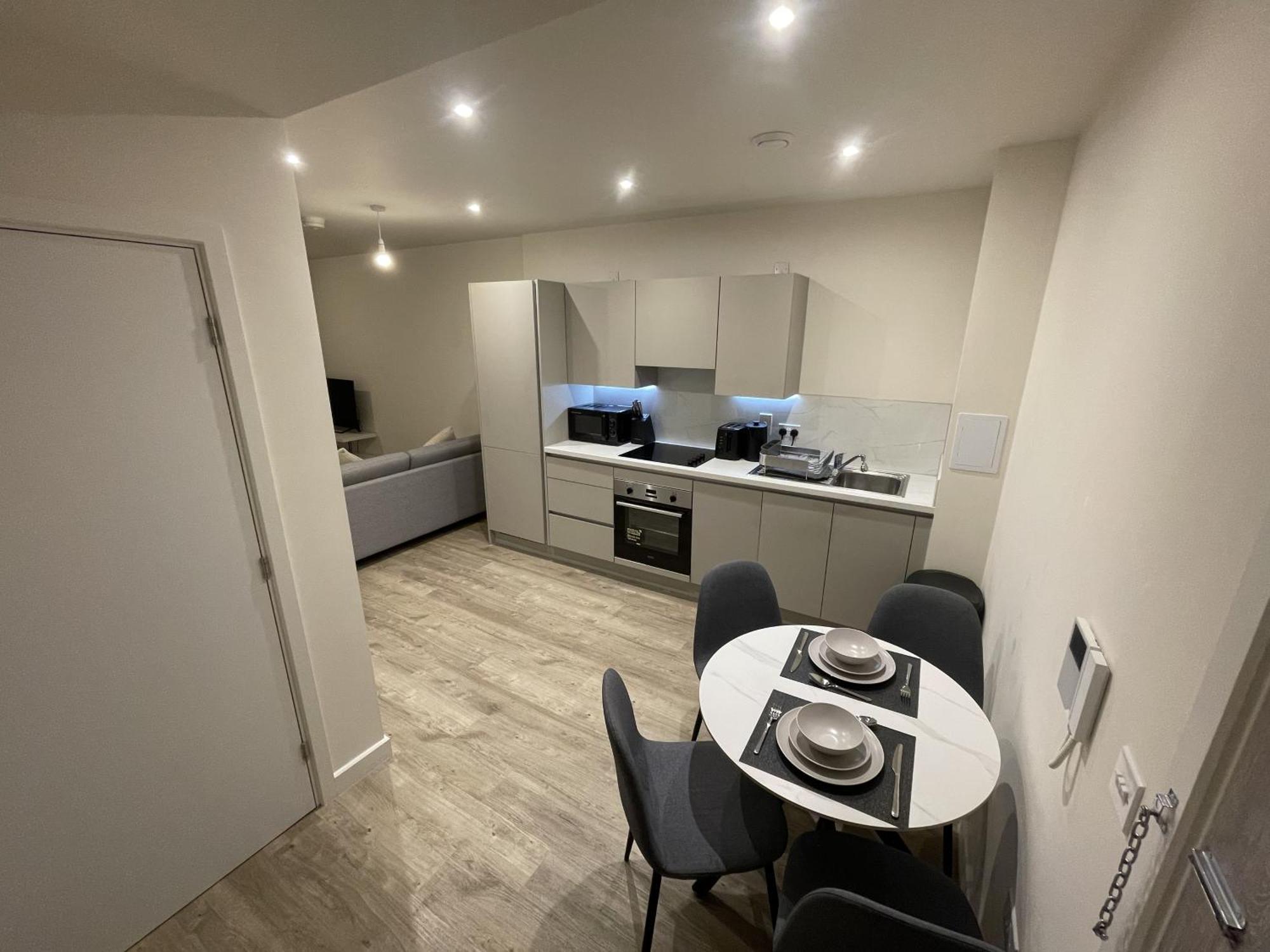Modern 1-bedroom In Wembley Park Apartment