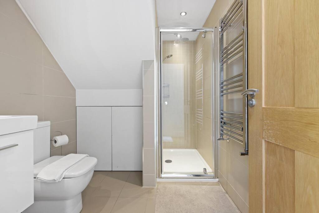 Stylish 1-bed Flat In Prime Kensington Location Apartamento Londres
