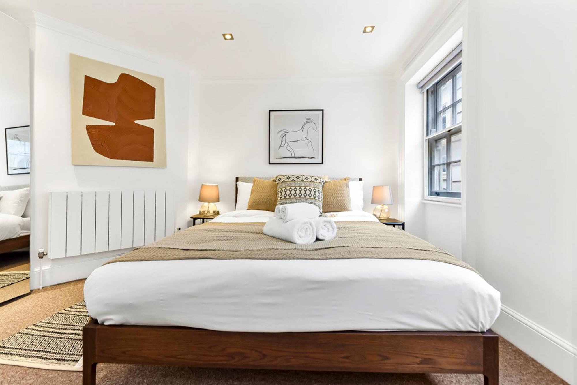 Piccadilly House! Holiday home