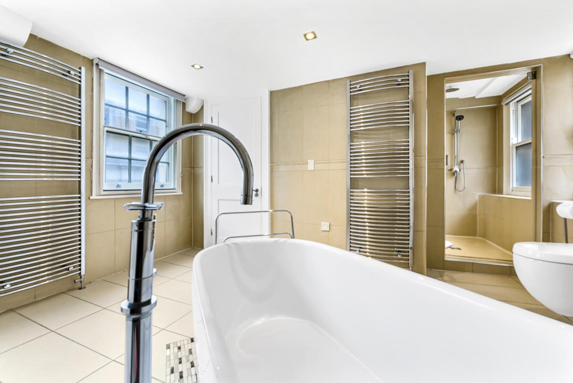 Piccadilly House! Holiday home *