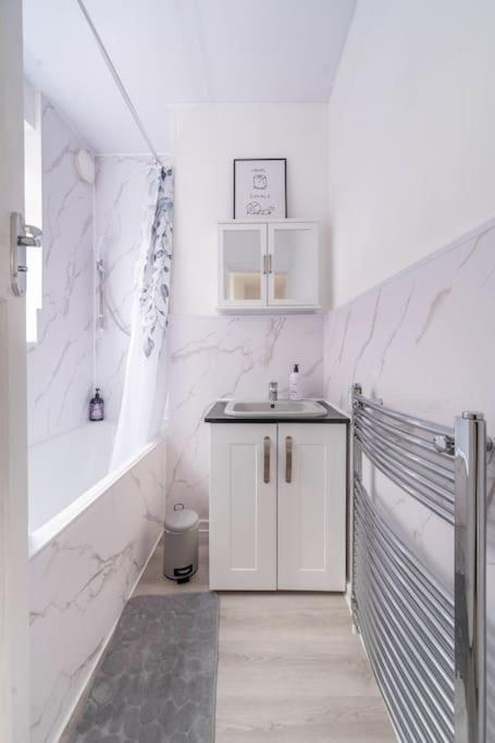 Charming And Cosy 1- Bedroom Flat Wembley Apartamento Londres