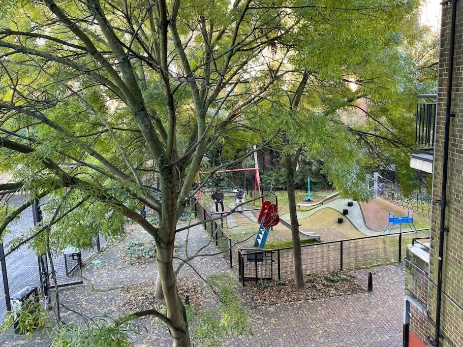 Apartment Lovely Comfortable Near Canarywhaflondoncity