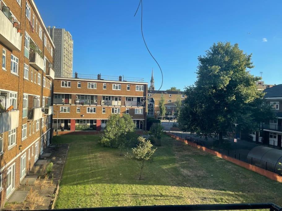 Apartment Lovely Comfortable Near Canarywhaflondoncity *