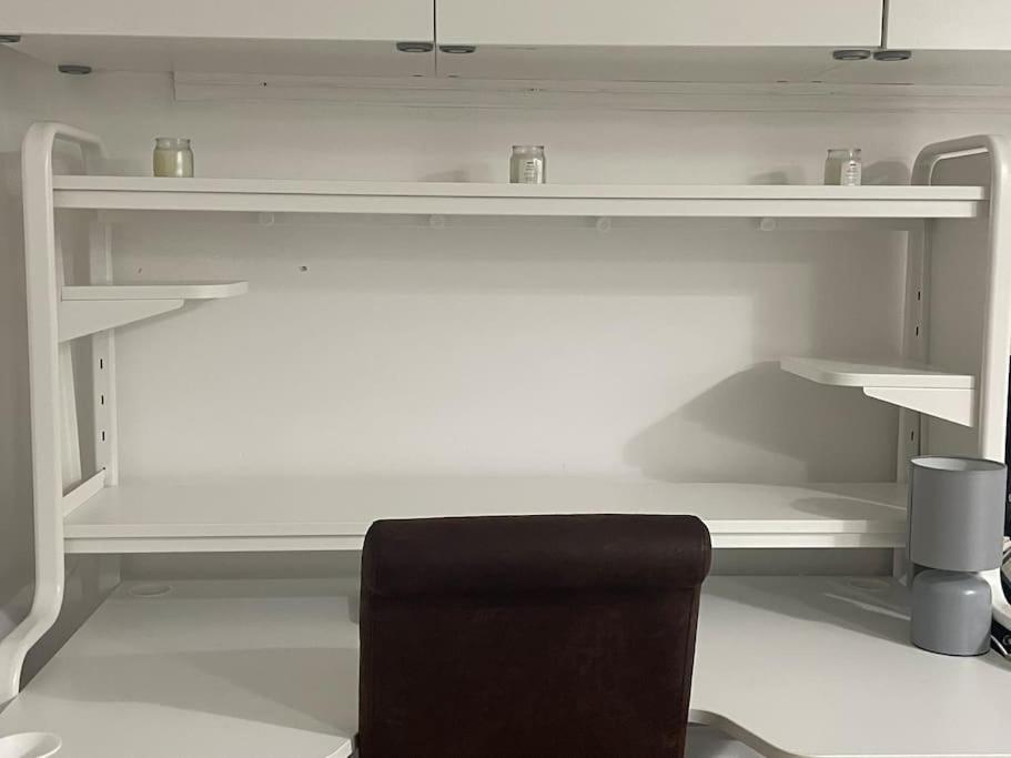 Apartment Lovely Comfortable Near Canarywhaflondoncity London