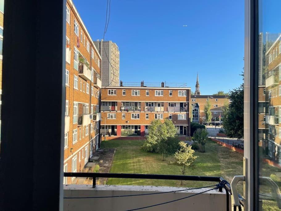 Lovely Comfortable Near Canarywhaflondoncity * London