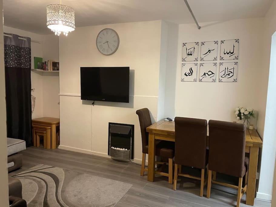 Apartment Lovely Comfortable Near Canarywhaflondoncity