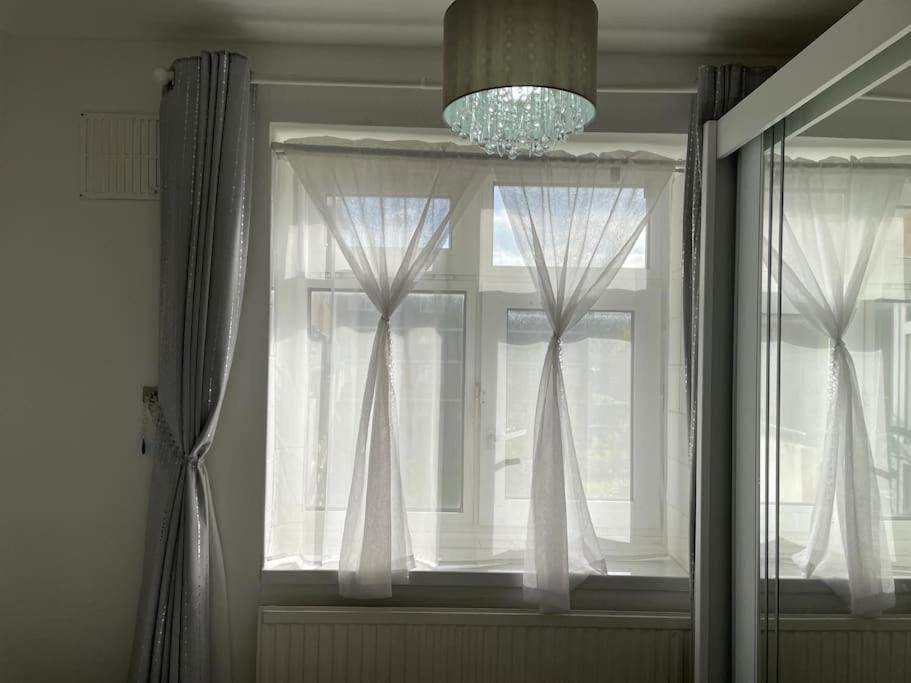 Lovely Comfortable Near Canarywhaflondoncity *