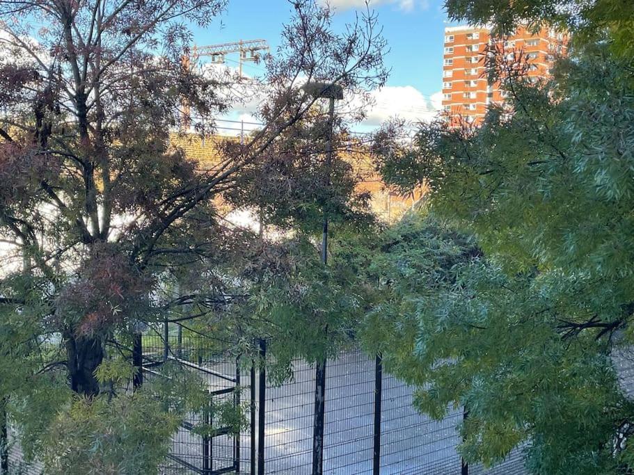 Lovely Comfortable Near Canarywhaflondoncity Apartment *