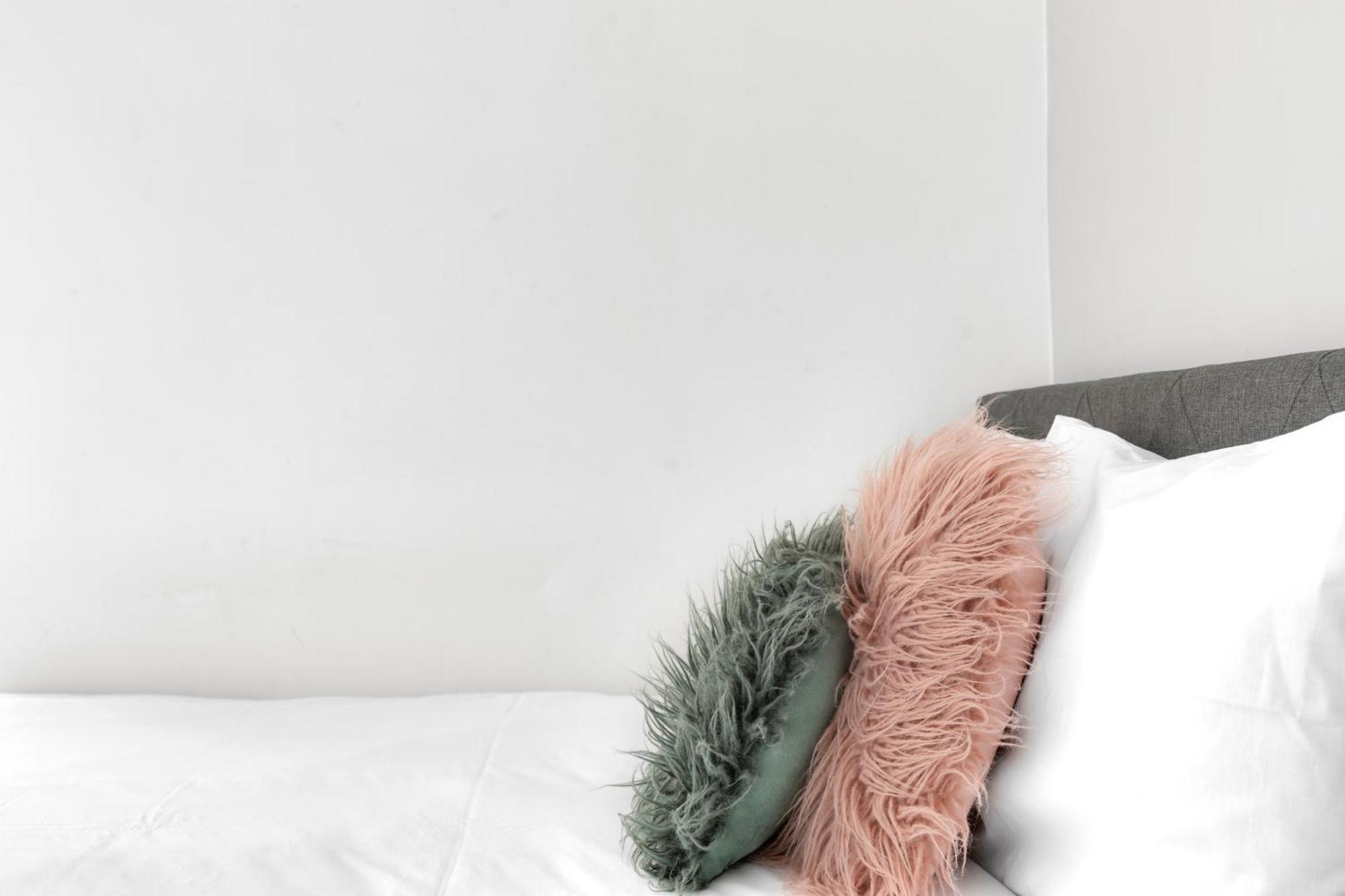 1Bed Flat, Sleeps 3 - 2Min Tube , 20Min Central London, 1Gb Fibre Wifi, Free Snacks & Toiletries, 2 New Smart Tvs & Sofabed