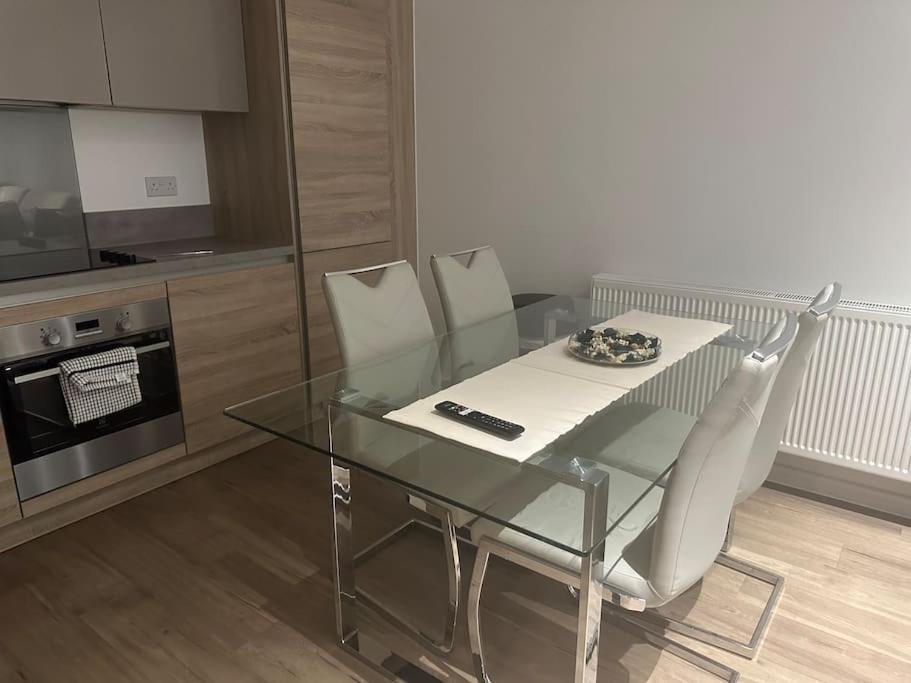 Apartamento Away From Two Bed In Londres
