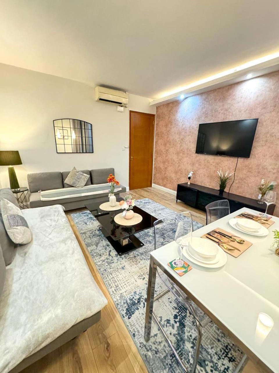 Park Lane Beautiful Family Apartment *