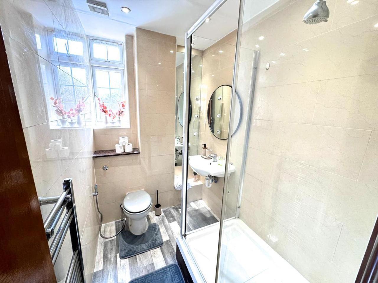 Apartment Park Lane Beautiful Family London