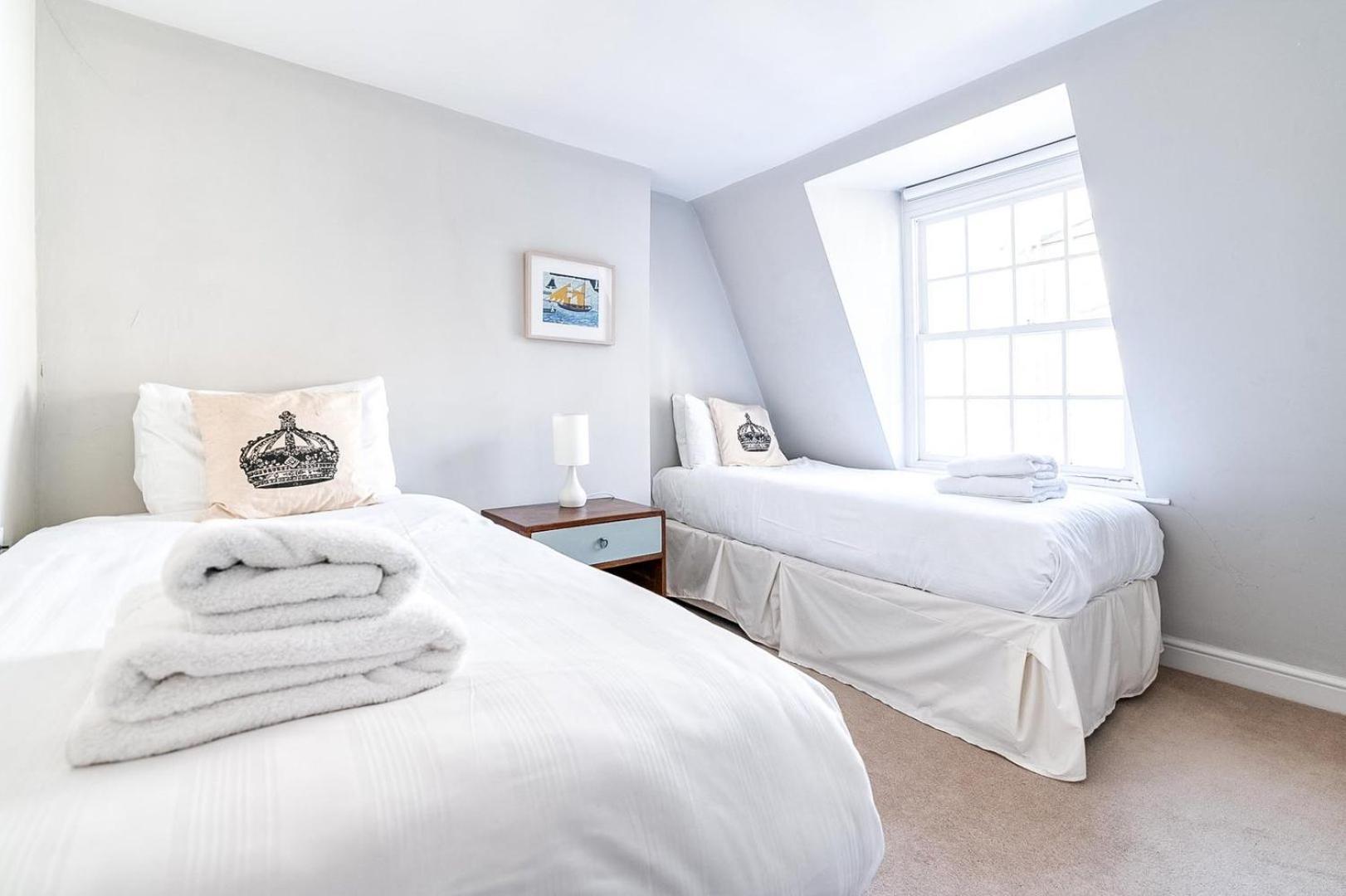 Cozy And Spacious Kensington Maisonette * Londres