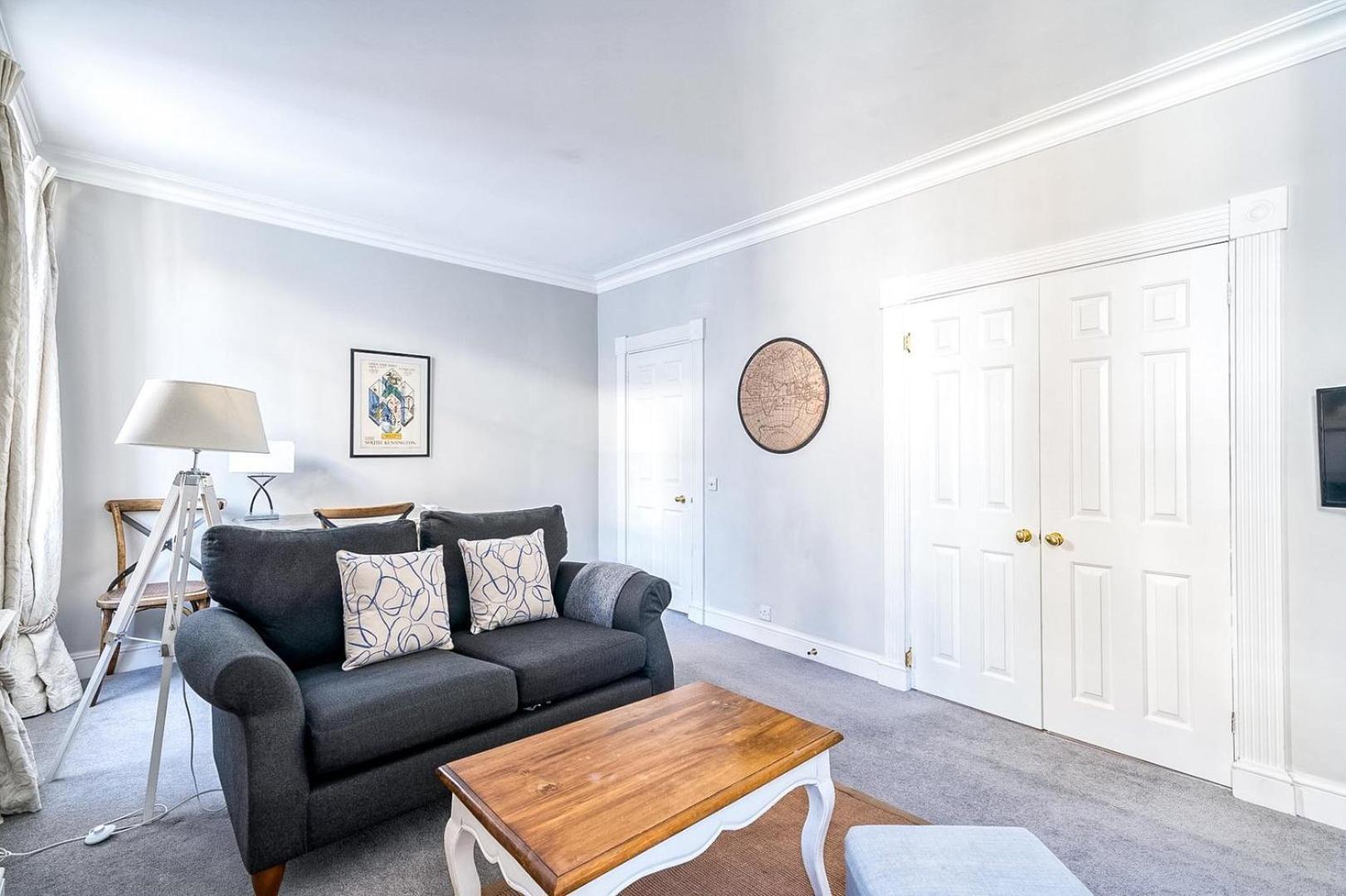 Cozy And Spacious Kensington Maisonette Apartamento Londres