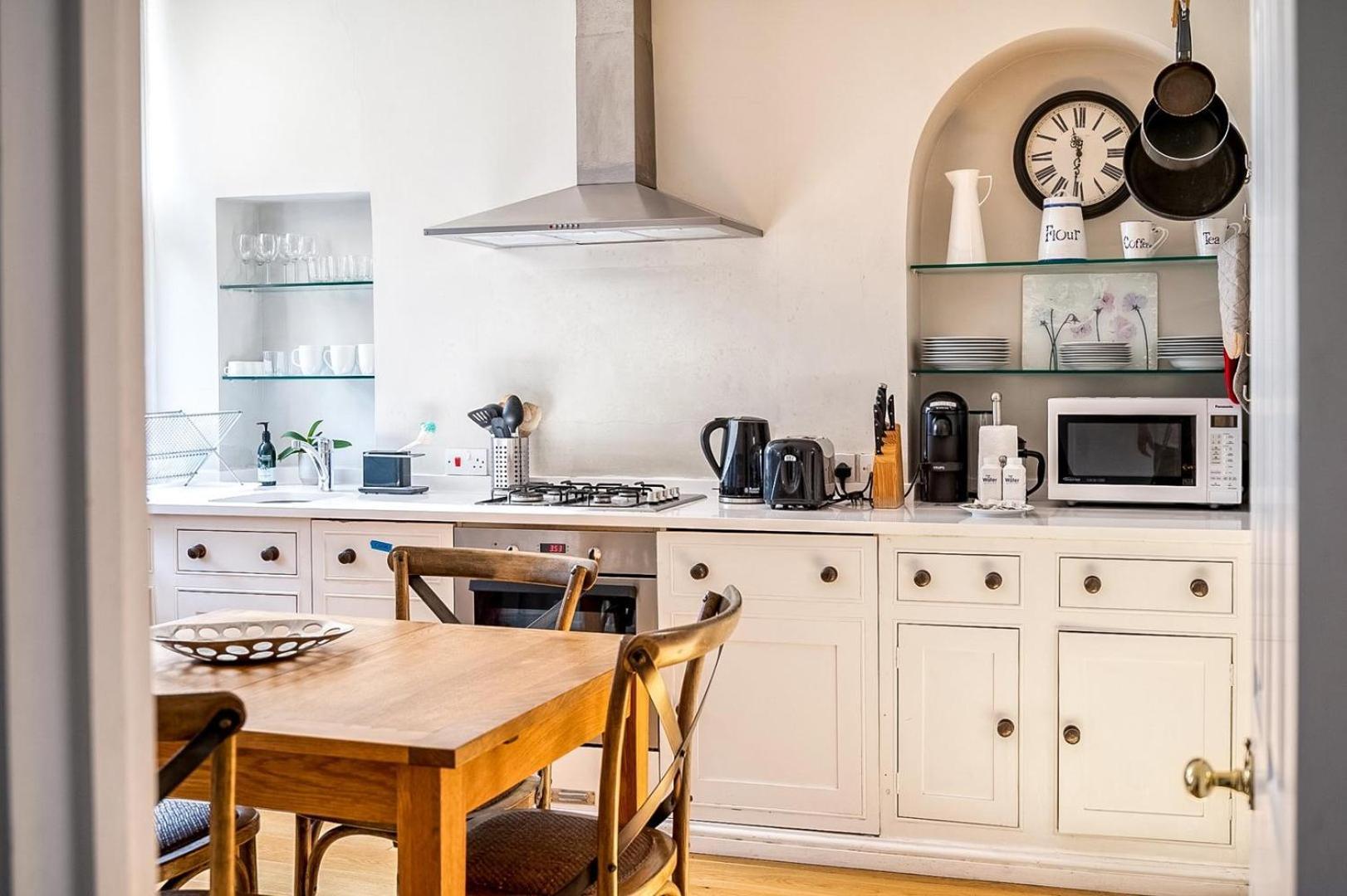 Cozy And Spacious Kensington Maisonette Londres