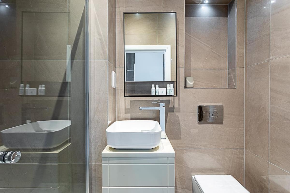 Apartment Stunning Earls Court Flat