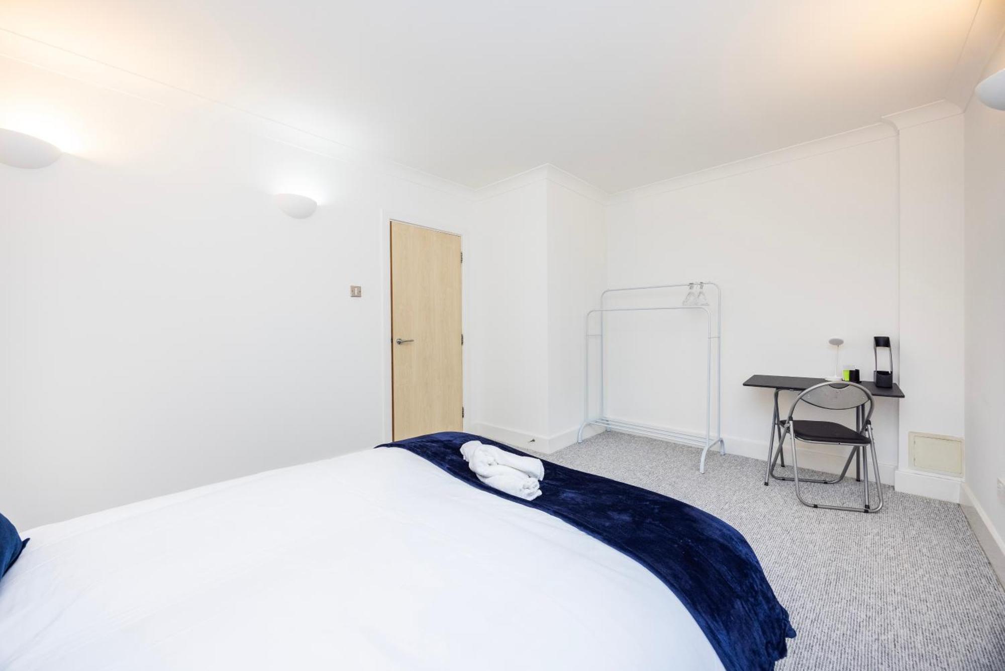 Cozy Haven - Bright 2br Apartment, Next To Major Station Apartamento *