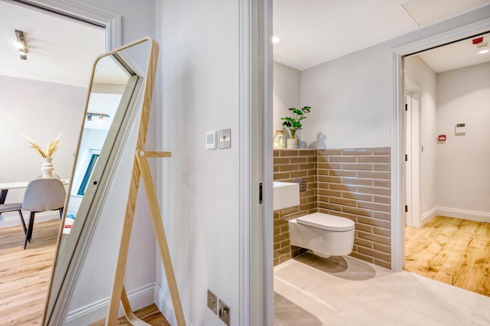 Apartment Coleherne Road Ii