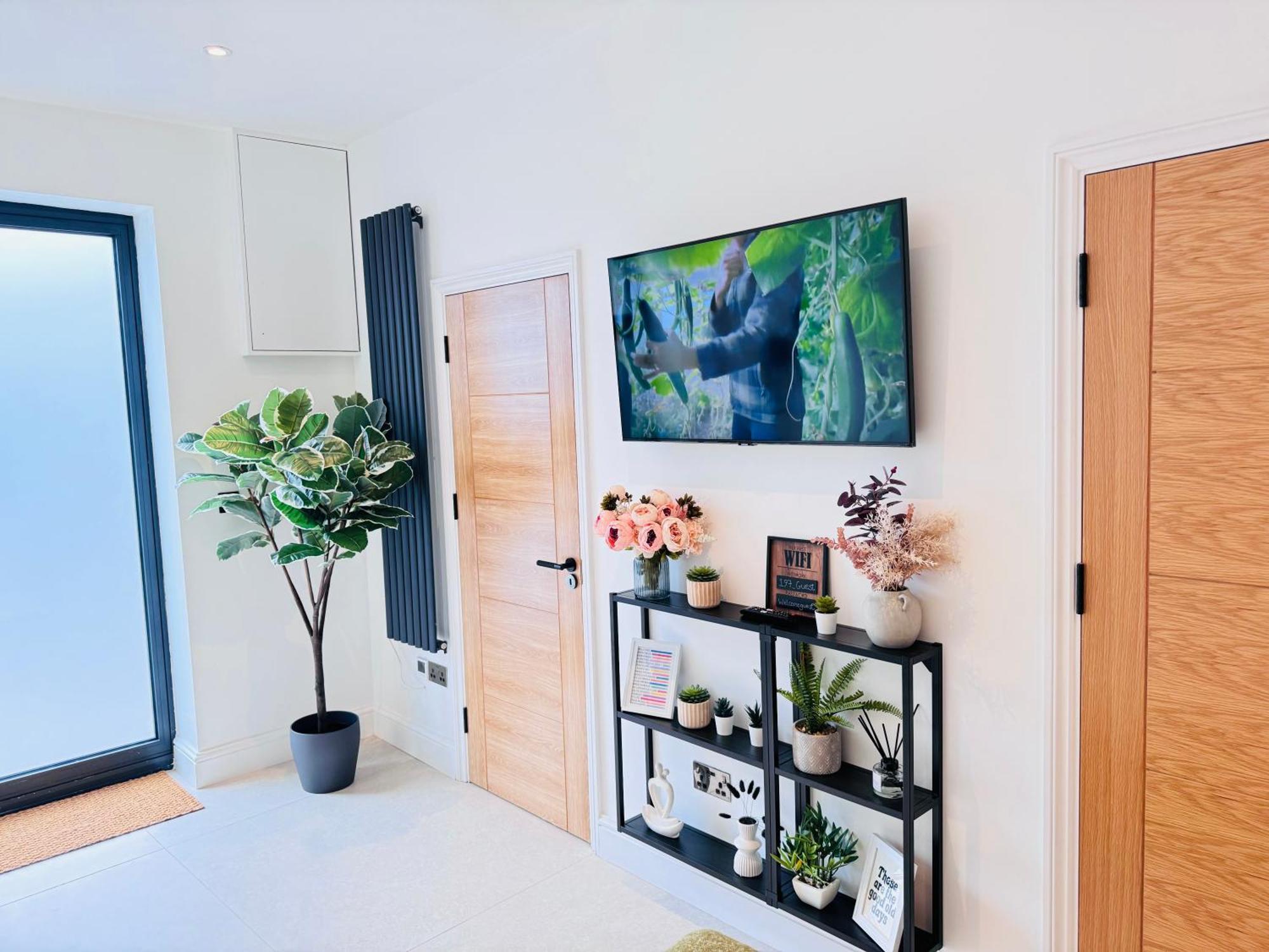Apartment Chic E10 *