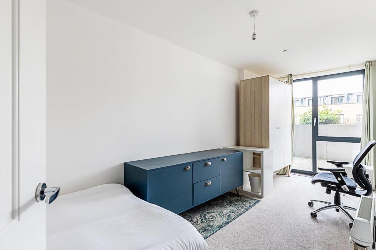 Stylish East Apartment *