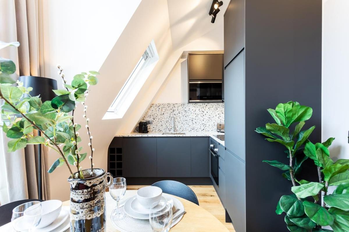 Coleherne Road X Apartment