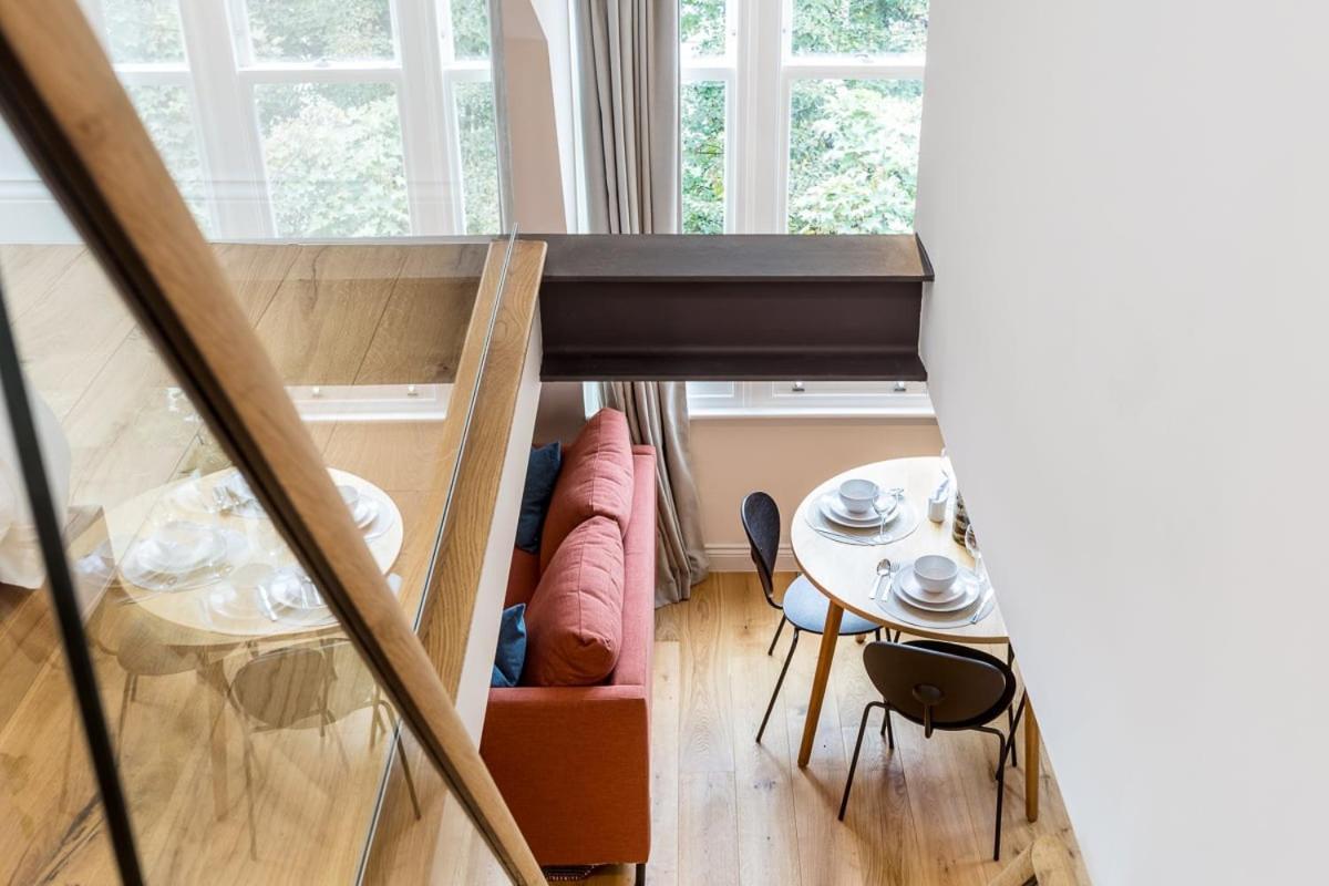 Apartment Coleherne Road X *