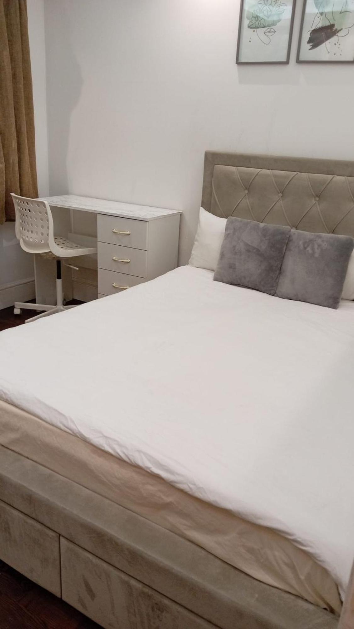 Paddington Cozy 3-bedroom In Prime Location