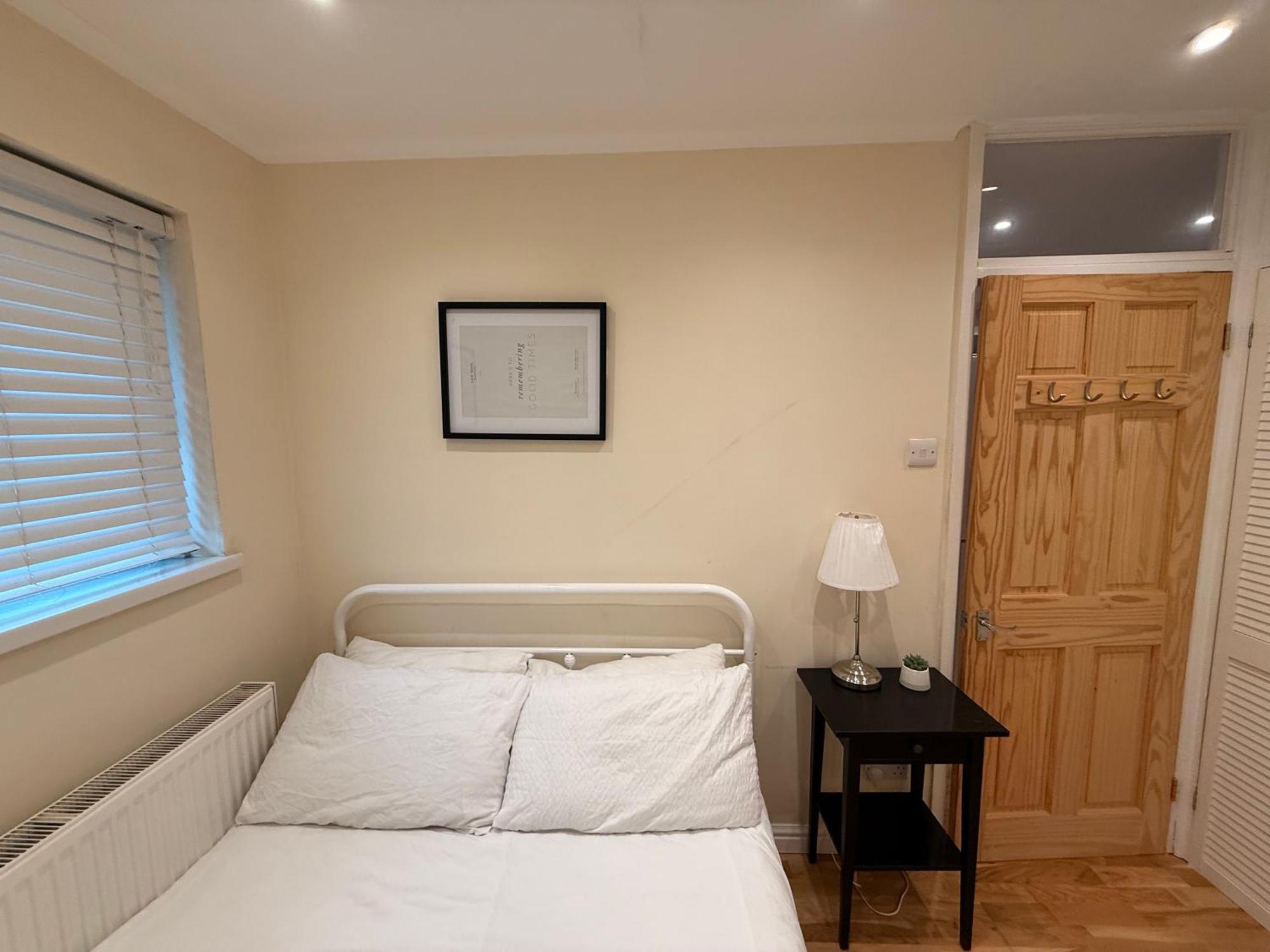 Two Bedroom Flat In The Heart Of Apartment London