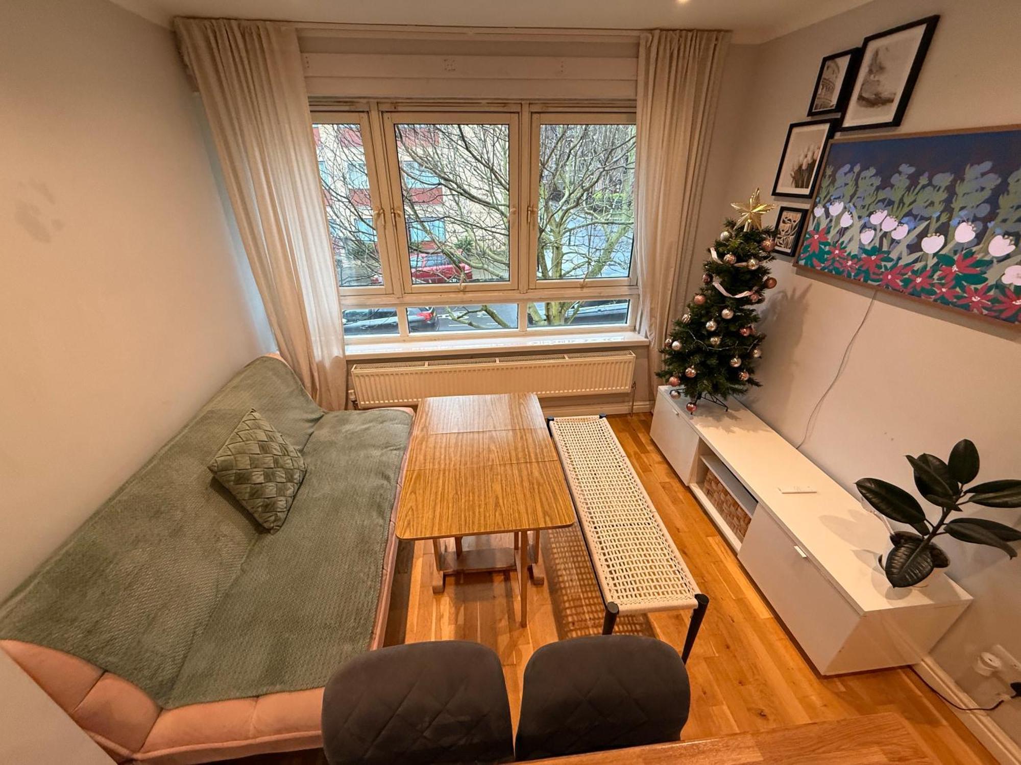 Two Bedroom Flat In The Heart Of * London