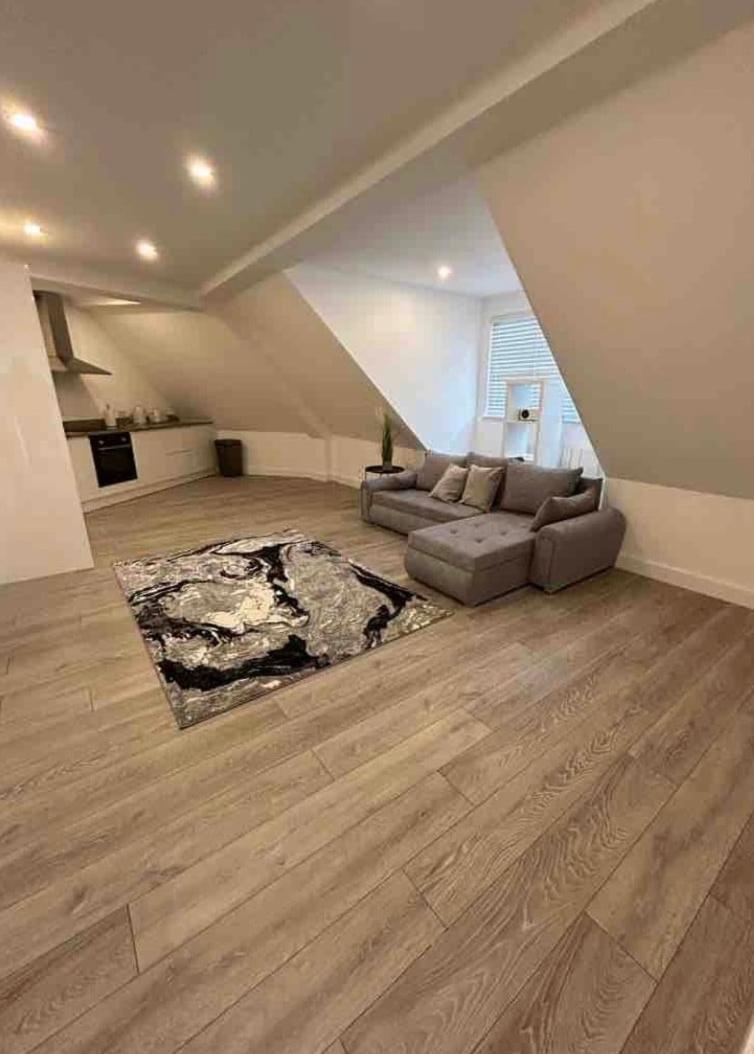 Cinematic 2 Bed Central Location London