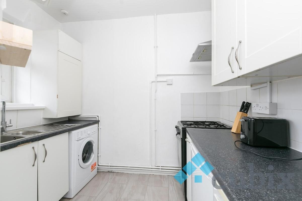 Zone 1 Apartment, 3 Bedrooms Apartment