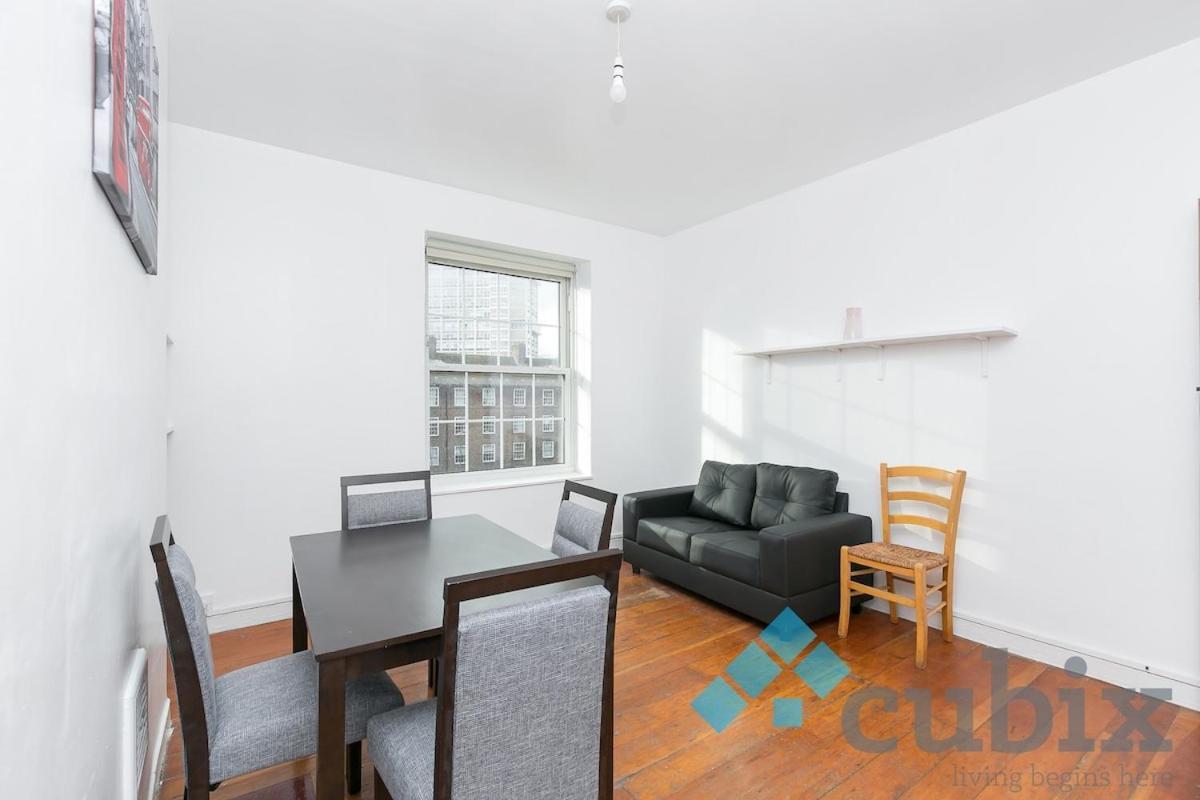 Zone 1 Apartment, 3 Bedrooms * London