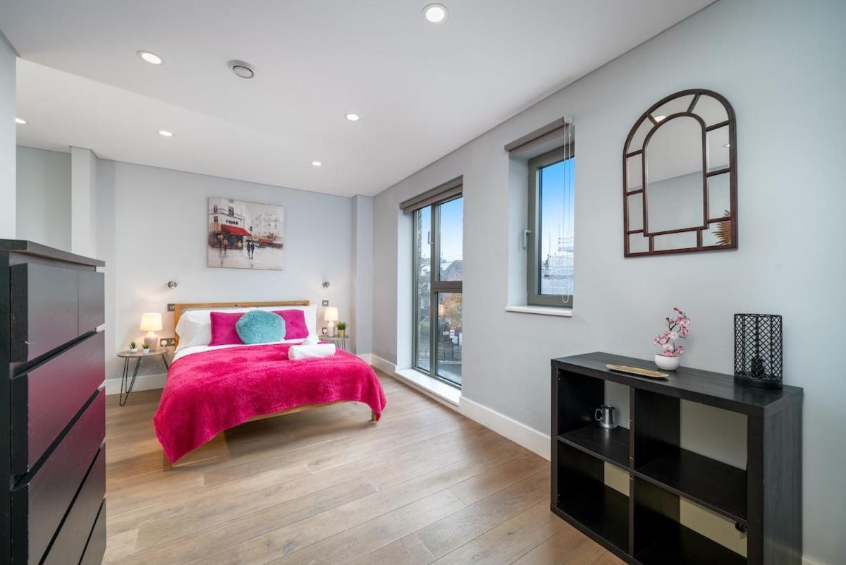 Apartment Prestige Lux 3bed 2bath Juliet Balcony On River Notting Hill London