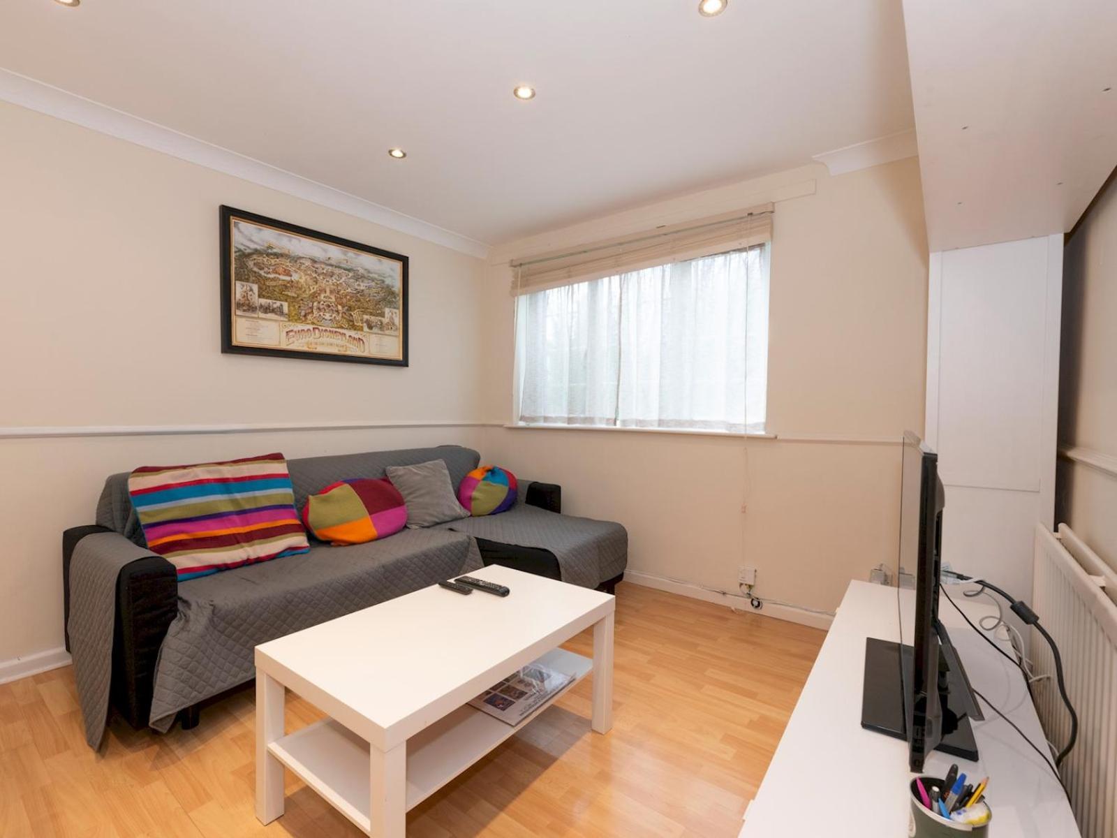 Pass The Keys Spacious 3-bed Woolwich O2 Crossrail