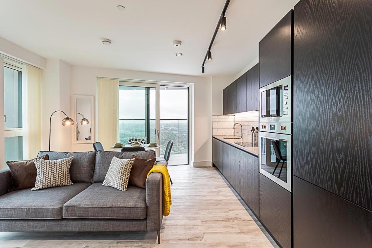 Apartment Icon Tower *