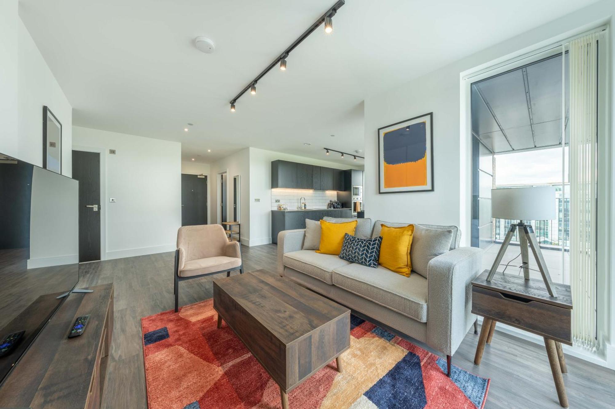 Mitre Rothko By Artsy Apartment London