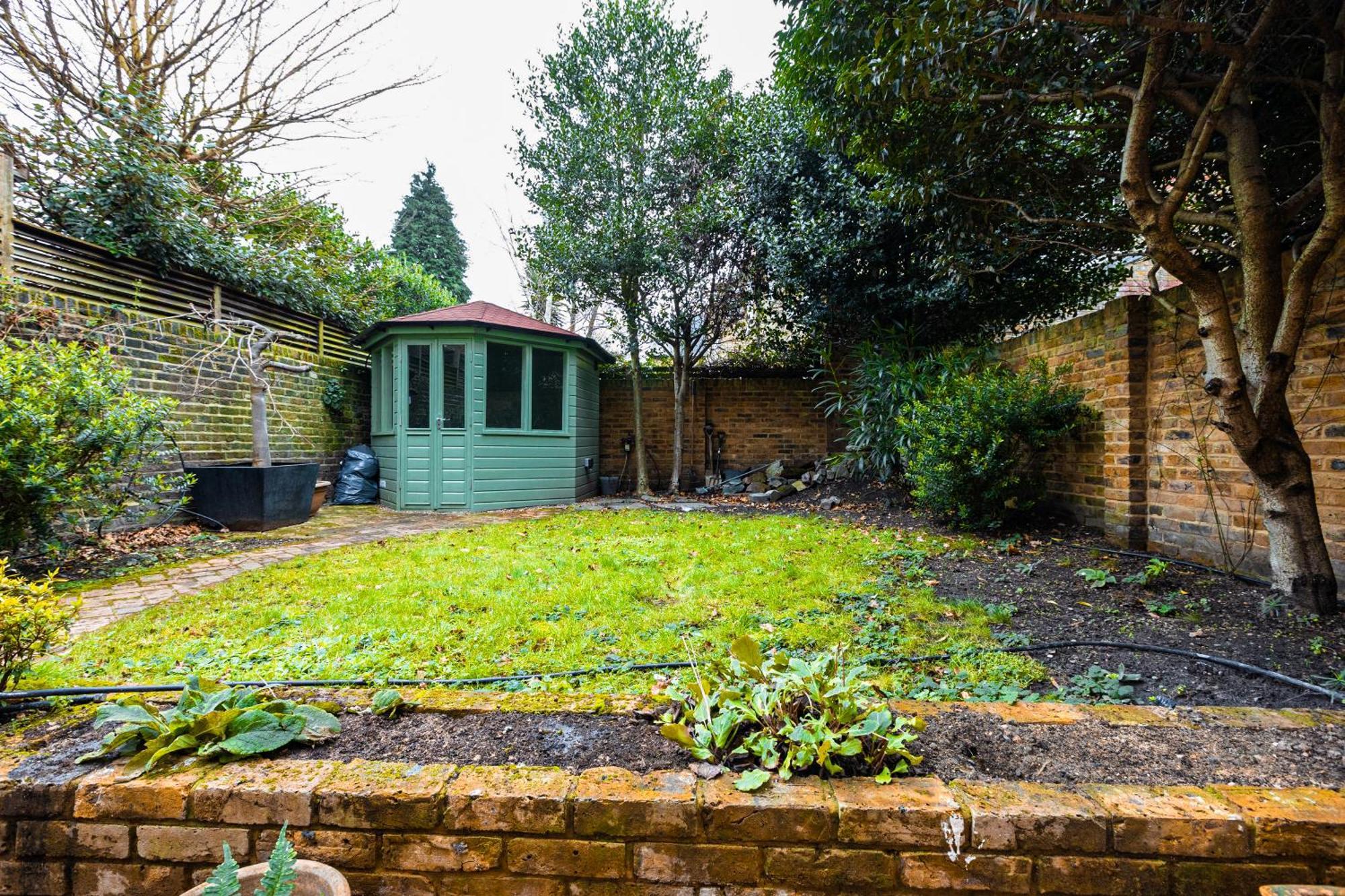 Apartamento Charming 2br Flat W Garden, 10min Clapham South St