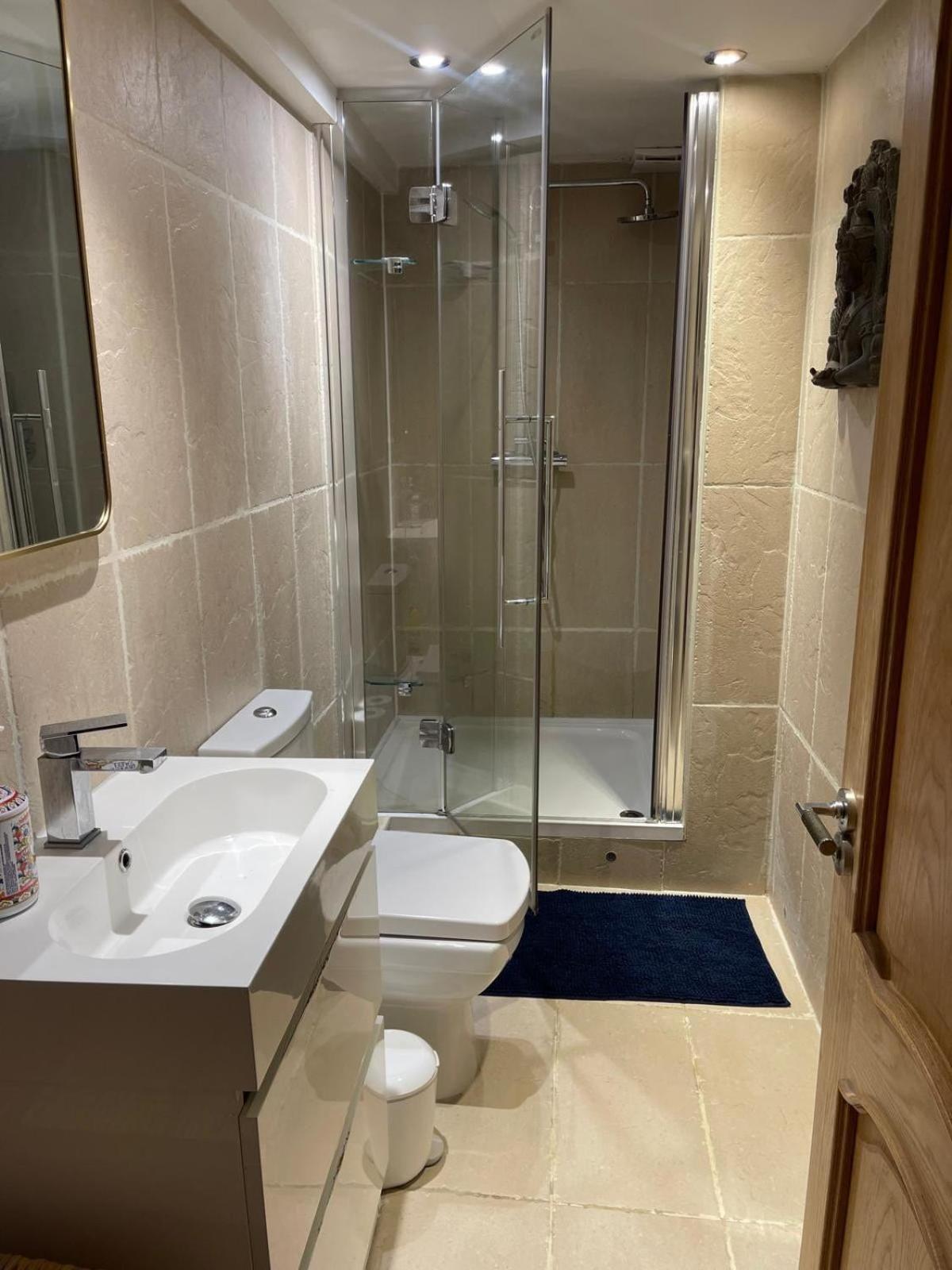 Apartamento Beautiful Two Bedroom Flat In Kensington