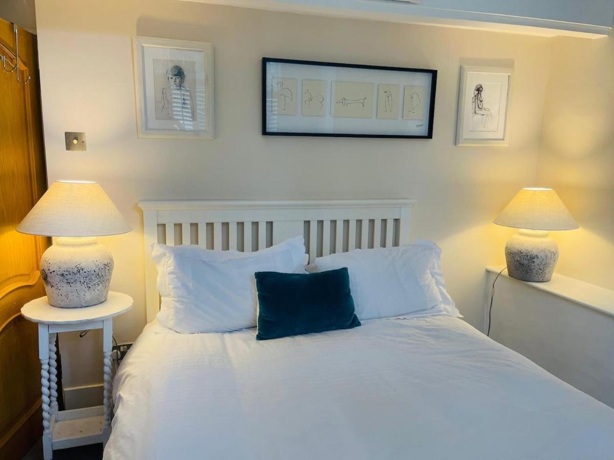 Beautiful Two Bedroom Flat In Kensington Londres
