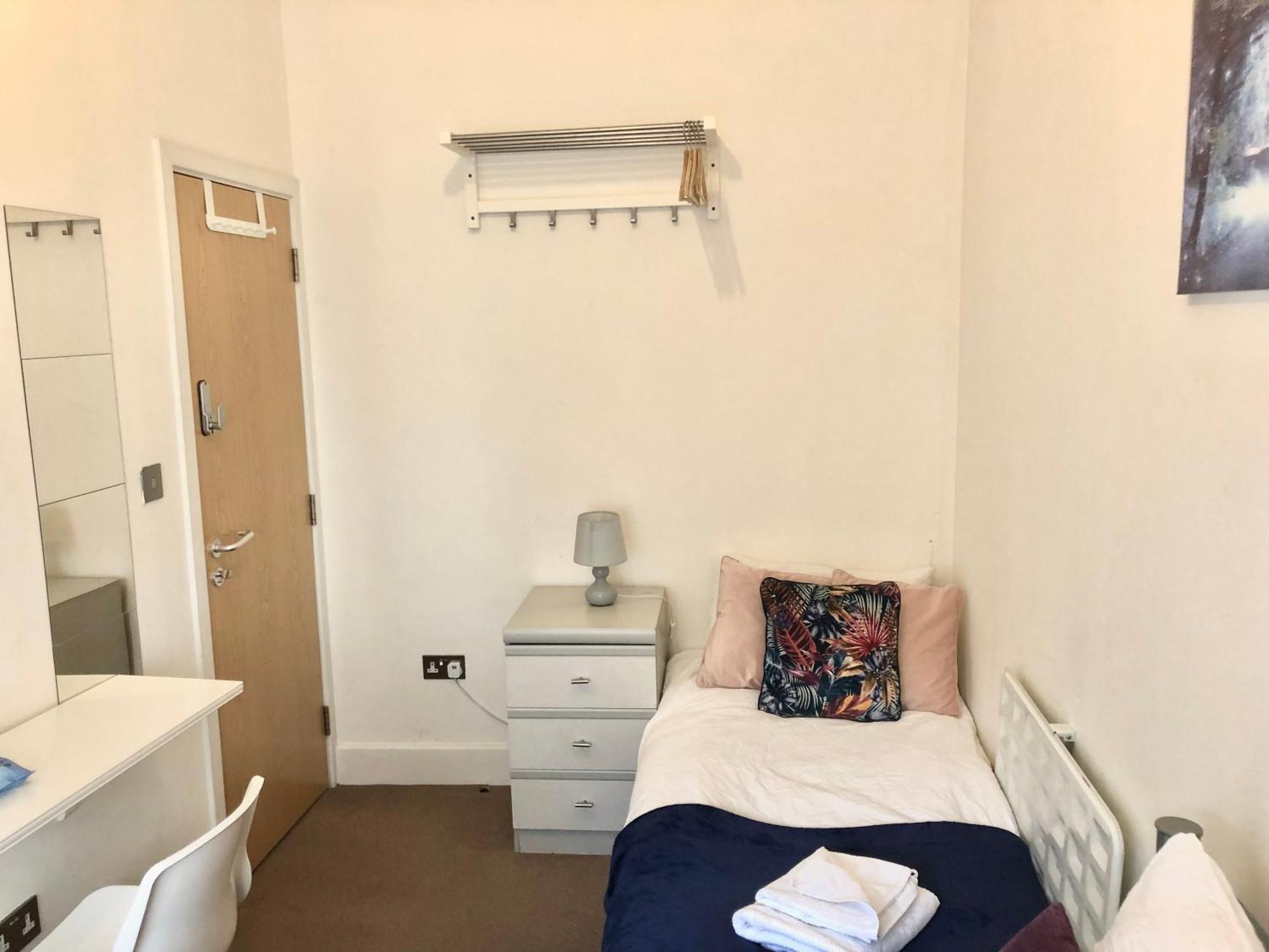 Privatunterkunft Euston Private Bedrooms 161 Flat1 *