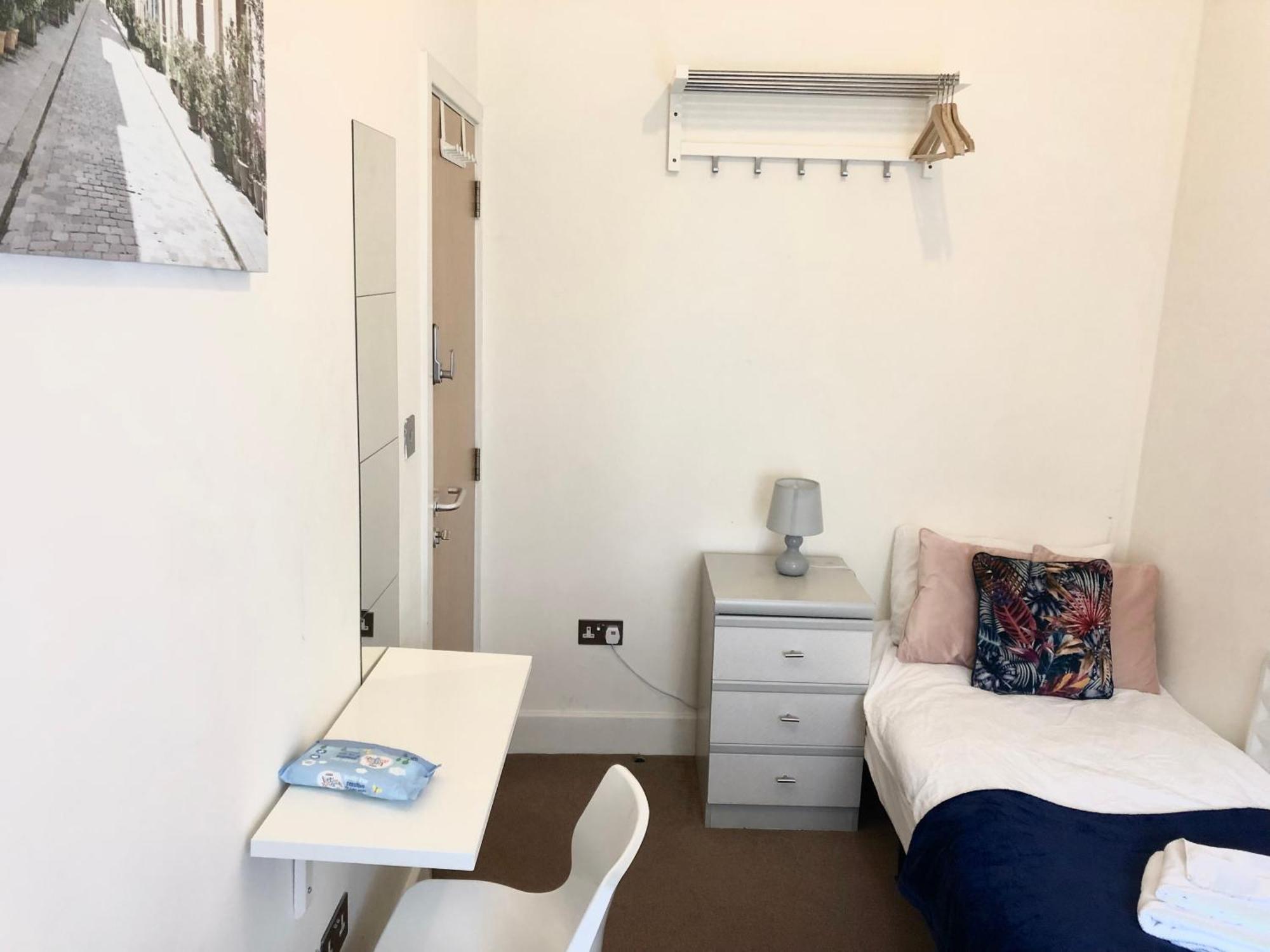 Privatunterkunft Euston Private Bedrooms 161 Flat1 London