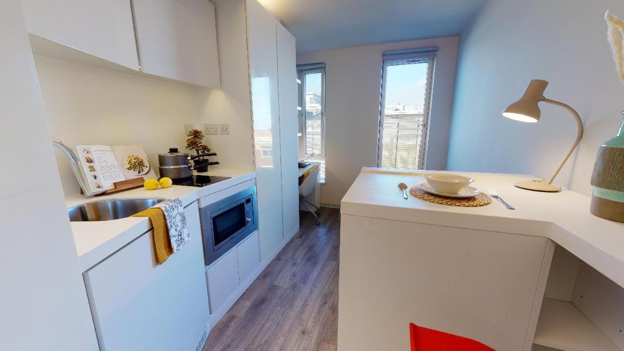 For Student Only Cosy In East Court At Apartment London
