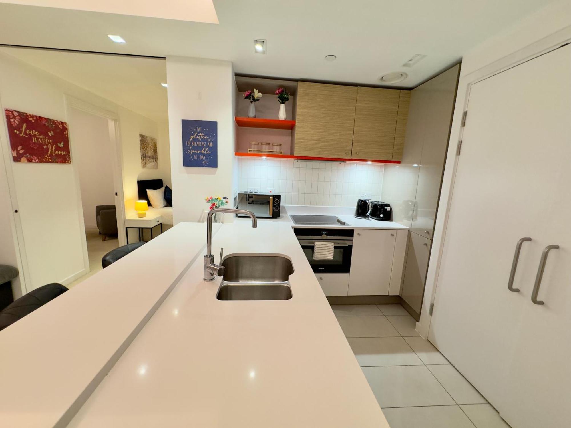 Excel Cosy With Balcony & River View Close To O2 Arena, Cable Car, Hall Apartment *